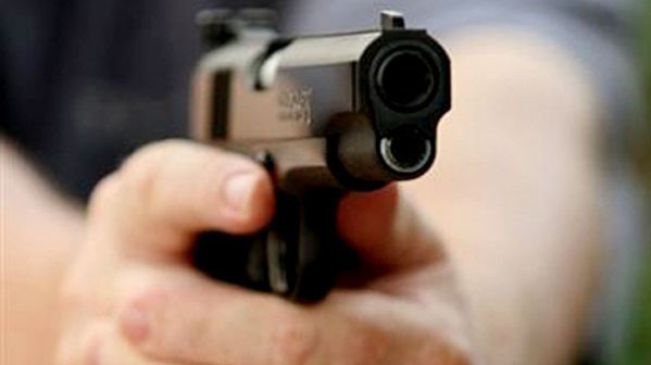 مقتل فتاة في غزة بالرصاص عن طريق الخطأ