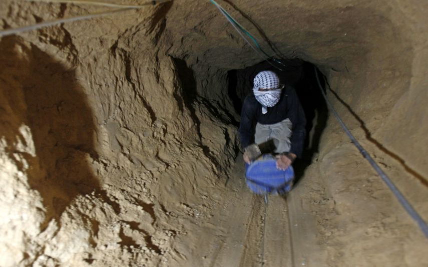 فقدان 5 عمال داخل أنفاق رفح جنوب القطاع