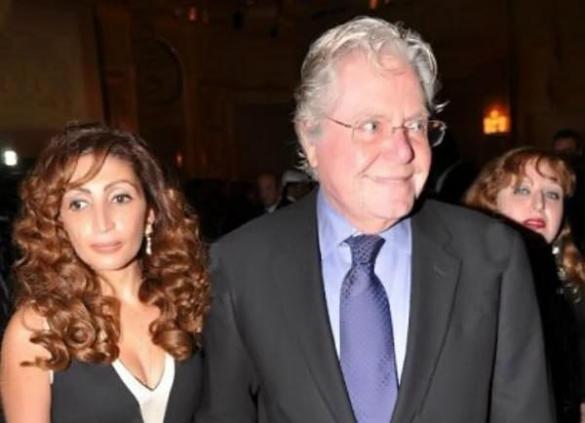 حسين فهمي ينفصل عن زوجته المليارديرة