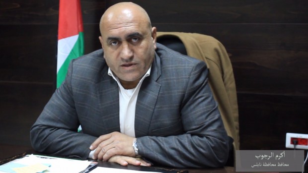 "الصحوة من السبات والغفلة" رسالة وجهها محافظ نابلس للرئيس عباس