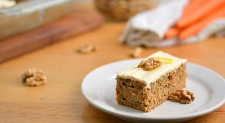 كيكة الجزر بالقمح والجوز