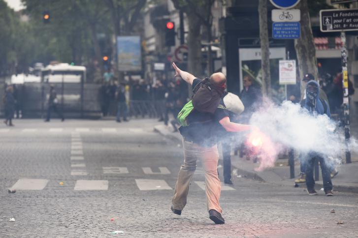 إضرابات في فرنسا احتجاجا على تعديل قانون العمل