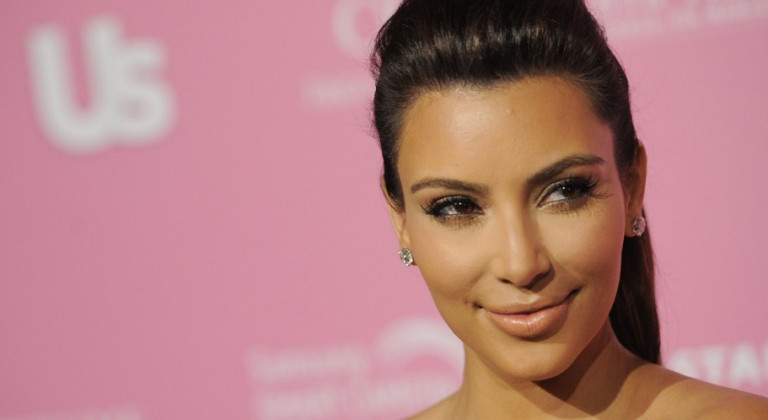 هل يتم نشر فضائح كيم كارداشيان الجنسية للعلن من جديد؟
