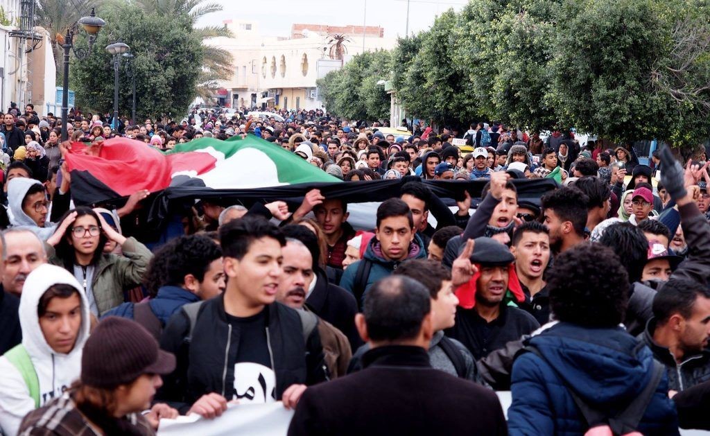 مسيرات الضغب تجوب شوارع "تونس" رفضاً لقرار ترامب بشأن القدس