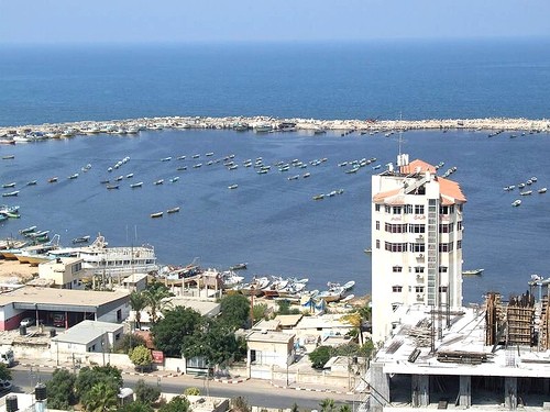الاحتلال يكشف عن شرطه لتوسيع مساحة الصيد وفتح ميناء بغزة