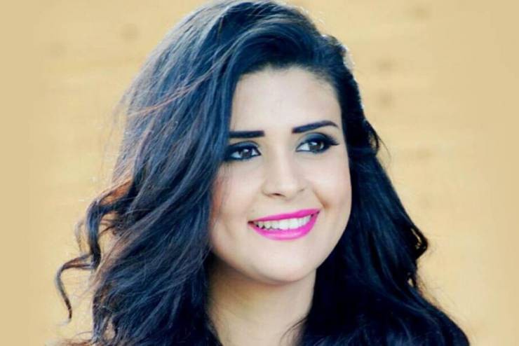 بالصورة : سلمى رشيد تتخلى عن شعرها وتظهر بلوك جديد يفاجئ متابعيها!