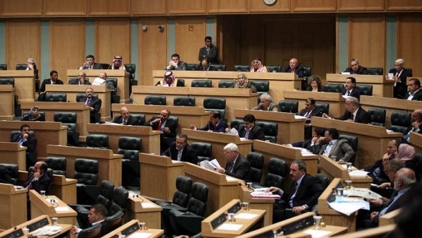 مجلس الأعيان الأردني يدعو لممارسة الضغط على إسرائيل للقبول بحل الدولتين