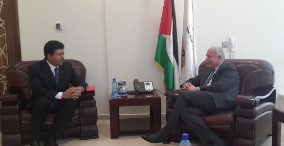 المالكي يلتقي السفير التونسي لبحث عدد من القضايا المشتركة