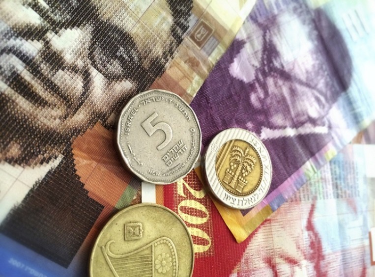 ارتفاع متوسط الأجر في إسرائيل خلال مارس إلى 10.449 شيكل