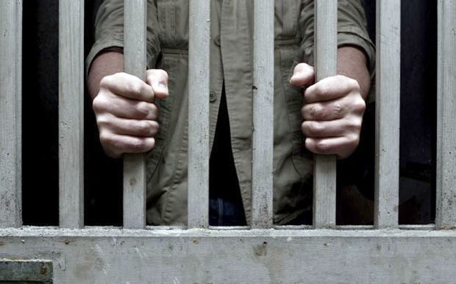 هيئة الأسرى تستعرض شهادات جديد لأسرى تعرضوا للتنكيل أثناء اعتقالهم