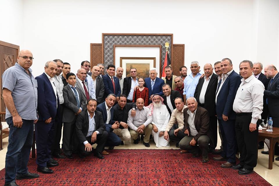 الرئيس عباس يستقبل قيادة التعبئة والتنظيم لحركة "فتح" 