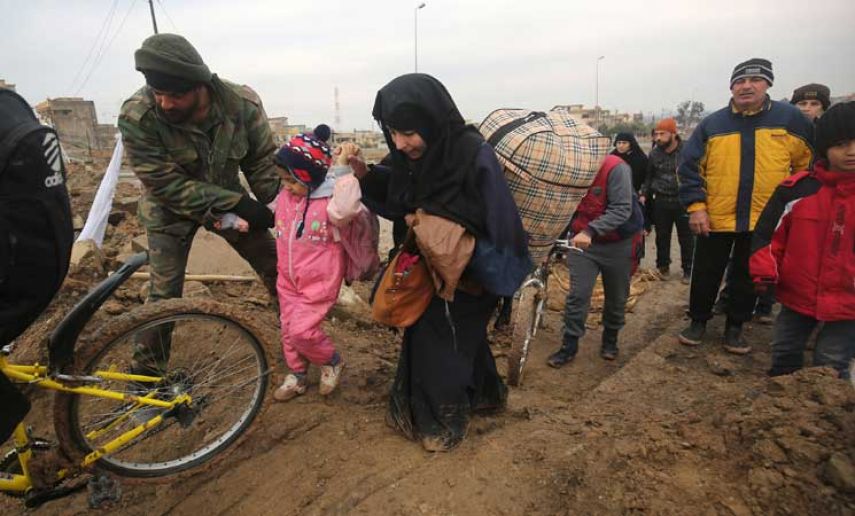 80 قتيلاً من المدنيين إثر قصف متواصل على الموصل 