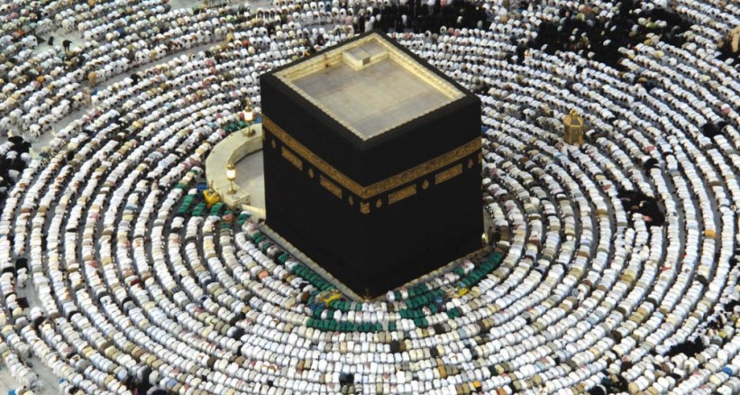 الأوقاف تبحث ترتيبات سفر الحجاج والمعتمرين للموسم الحالي