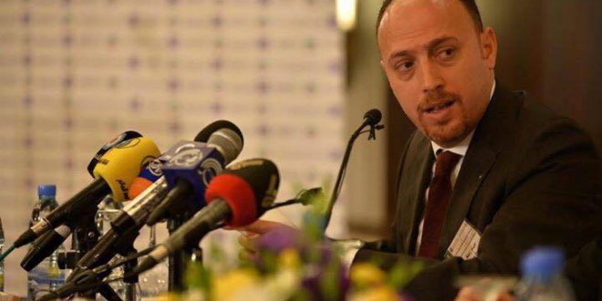 زملط يطلع مسؤول أمريكي على مطالب الأسرى 