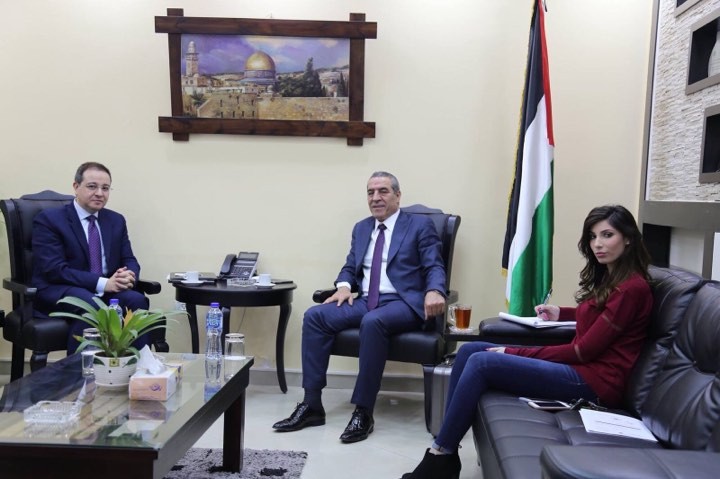  الشيخ والسفير المصري يؤكدان على ضرورة إنجاح المصالحة
