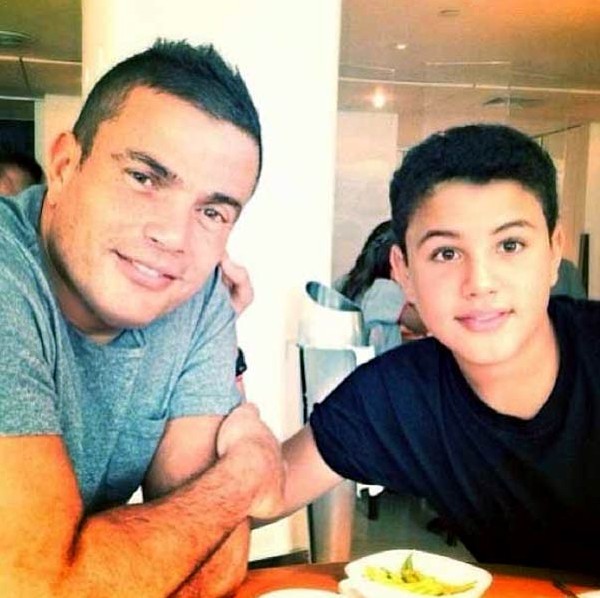 هكذا أحرج إبن عمرو دياب دينا الشربيني في عيد ميلادها