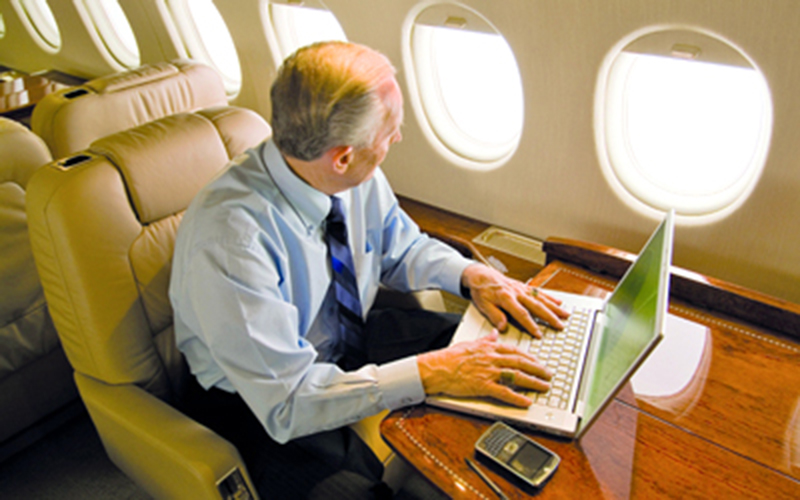 واشنطن تمنع الأجهزة الإلكترونية على الرحلات القادمة من الشرق الأوسط