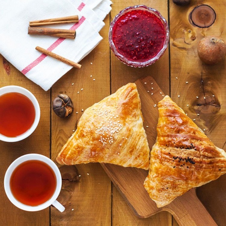 سكونز الليمون والزنجبيل