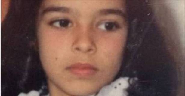 صورة : هذه الطفلة الجميلة أصبحت نجمة عربية شهيرة.. خمنوا من هي!!