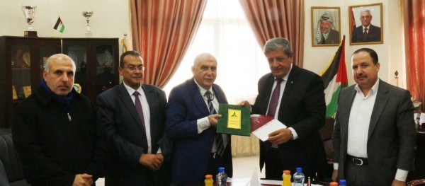 جامعة الأقصى وبنك فلسطين يوقعان مذكرة للتدريب على برنامج بنكي