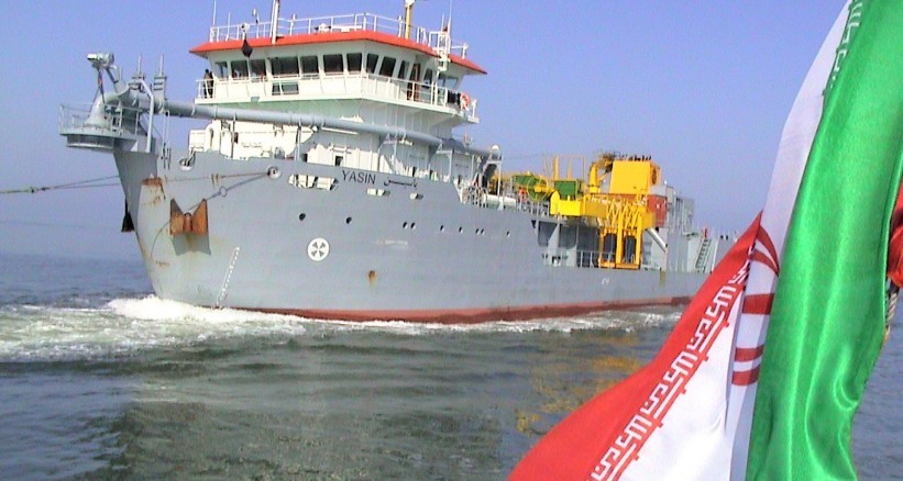  البحرية الإيرانية تستعرض قواتها العسكرية بالتزامن مع تهديدات ترامب لها