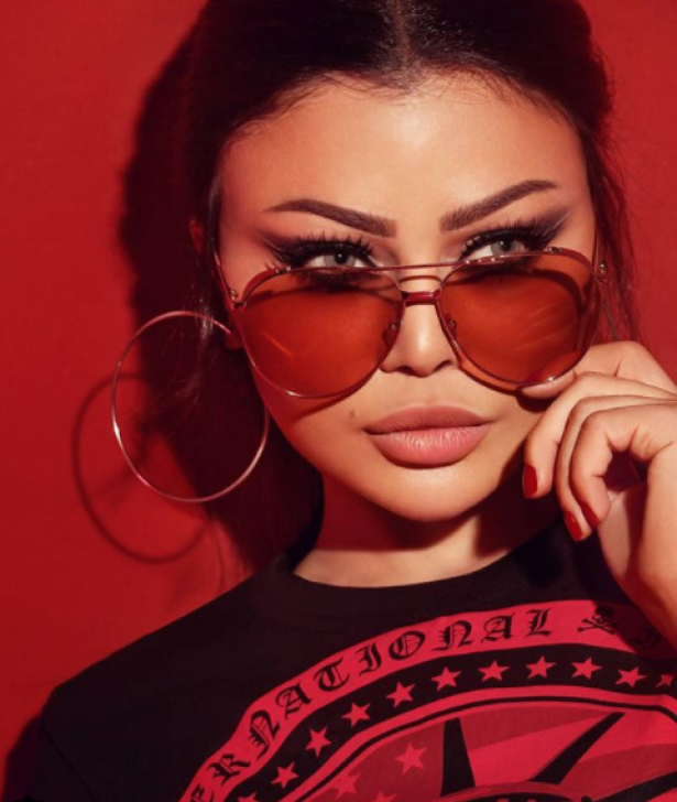 هيفا وهبي تحيي أضخم حفلات الزفاف في مصر.. وتعترف بتكرار إطلالتها