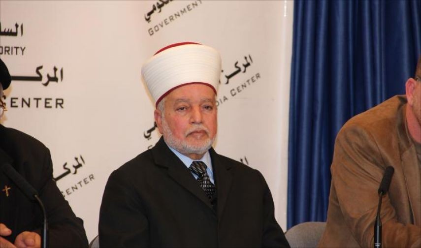 المفتي يؤكد تحريم تسهيل تمليك القدس وأرض فلسطين للأعداء