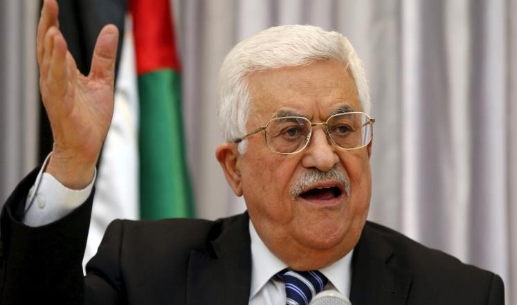 أول إجراء من الرئيس عباس لاحتواء التصعيد الإسرائيلي على غزة