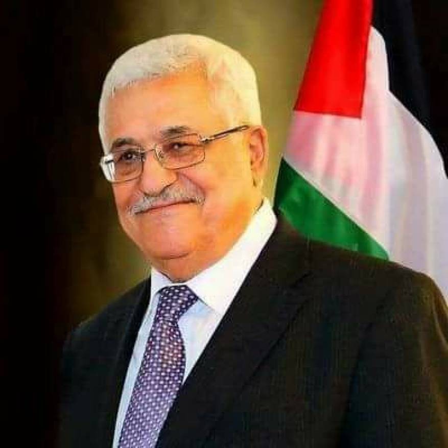 عباس يهنئ فينكايا نايدو بانتخابه نائبا لرئيس الهند