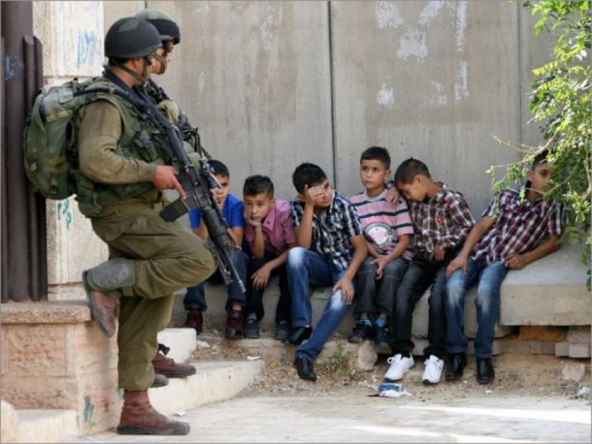 تقرير يستعرض الاعتداءات المستمرة بحق أطفال فلسطين