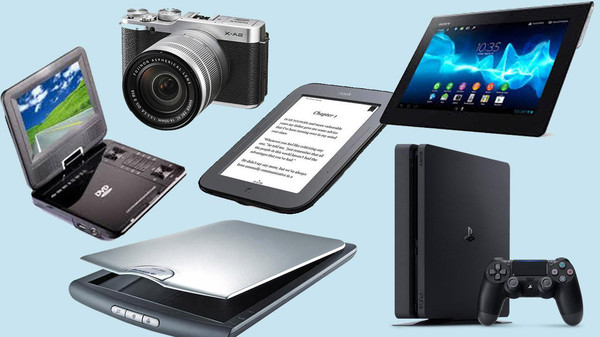 هذه الأجهزة التي منعتها واشنطن ولندن بمقصورات الطائرات