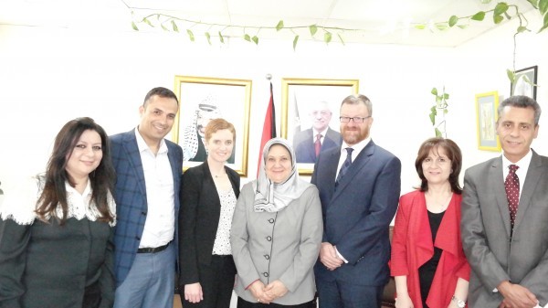 الأغا تبحث مع وفد أسترالي تعزيز التعاون المشترك