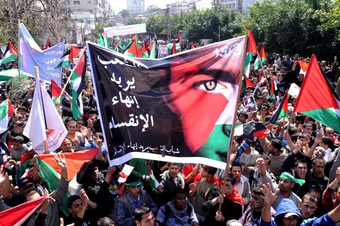 الكشف عن تحركات تُجريها قوى وطنية لوضع خطة إنهاء الانقسام