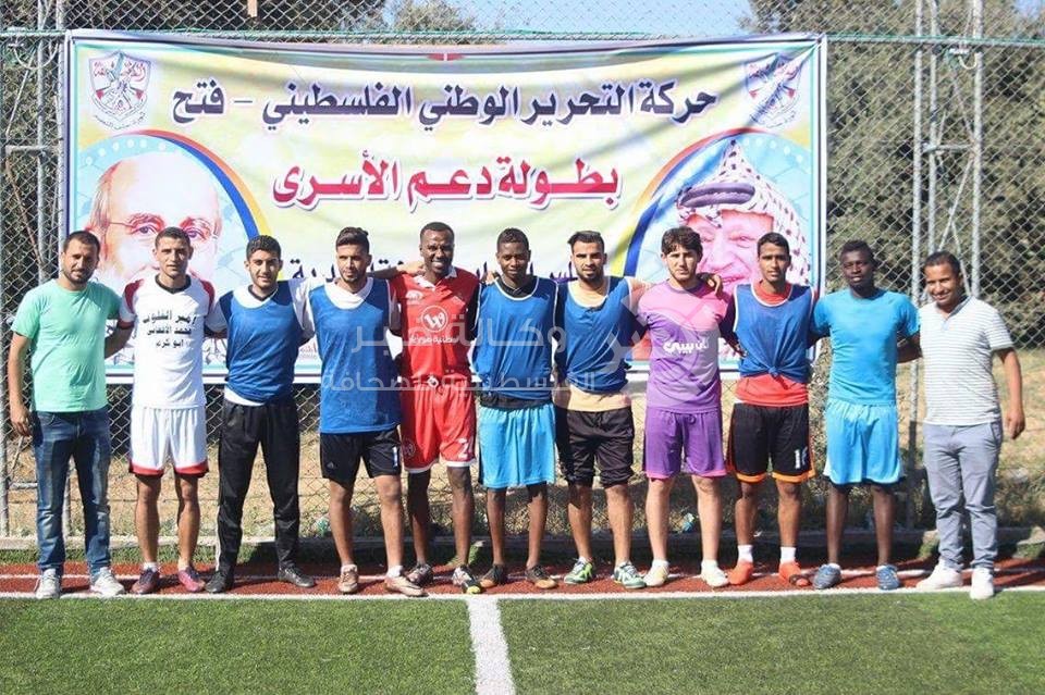 بالصور: مجلس شباب المحافظة الوسطى ينظم بطولة كروية في ذكرى استشهاد أبو علي شاهين