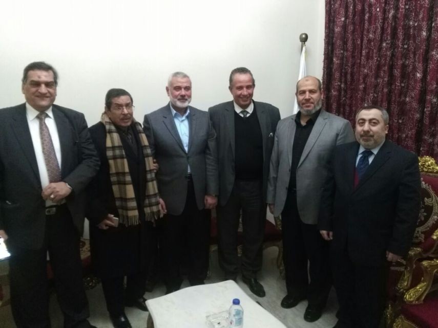 وفد حماس يلتقي وفد من اتحاد المحامين العرب بالقاهرة