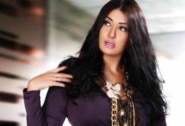 بالصورة : فنّانة تهاجم غادة عبد الرازق.. "متنسيش الفيديو بتاعك"!