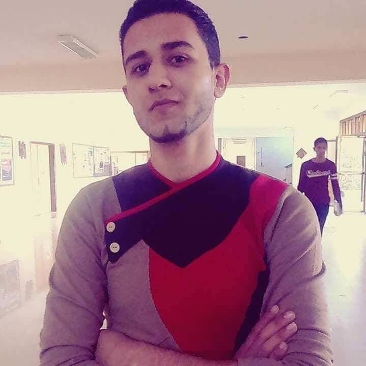 هذا آخر ما كتبه الشهيد المسعف القططي على صفحته "فيسبوك"