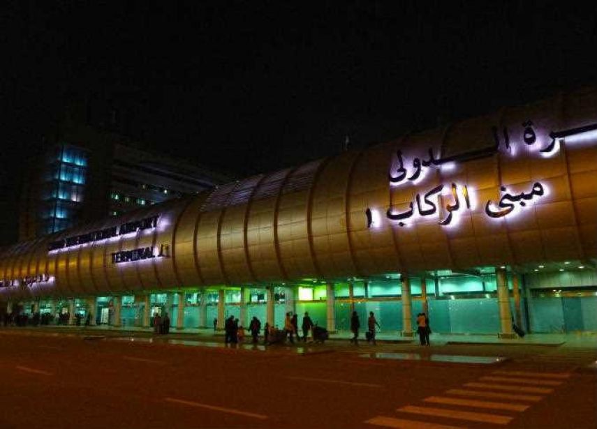 انتقادات في مصر لانقطاع الكهرباء عن مطار القاهرة