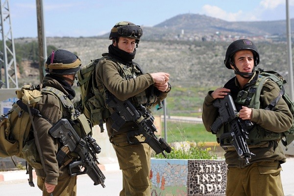 الاحتلال يصور مساكن تجمع عرب المليحات شمال غرب أريحا