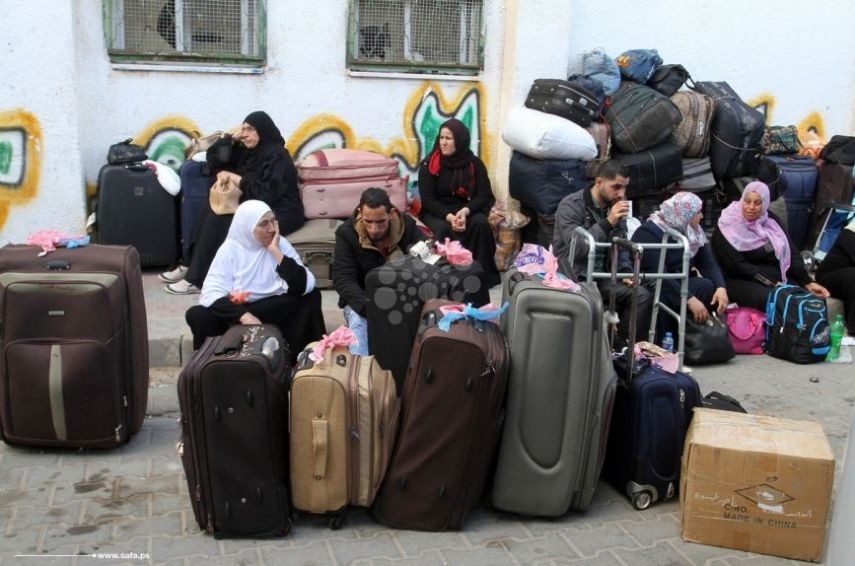 انتهاء حركة المغادرة على معبر "رفح" في أول أيام فتحه استثنائياً 