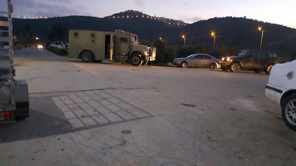الاحتلال يصادر كاميرات مراقبة في اللبن الشرقية