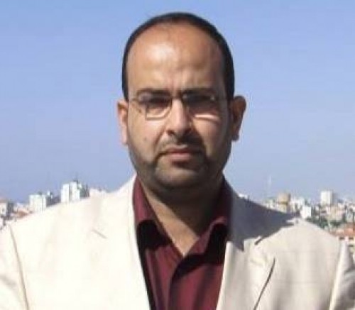 أجهزة الأمن بغزة تعتقل الصحفي "أبو شباب" عقب استدعائه