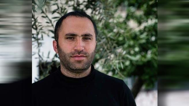 الإفراج عن منسق "شباب ضدّ الاستيطان" بعد اعتقاله لساعات