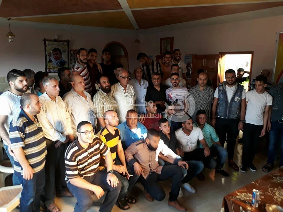 مصلح: جهود "دحلان" تهدف لرفع الحصار عن غزة ومواجهة الأوضاع الإنسانية الصعبة