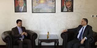وزير الاتصالات يلتقي السفير التونسي لبحث آلية تنفيذ مذكرات التعاون