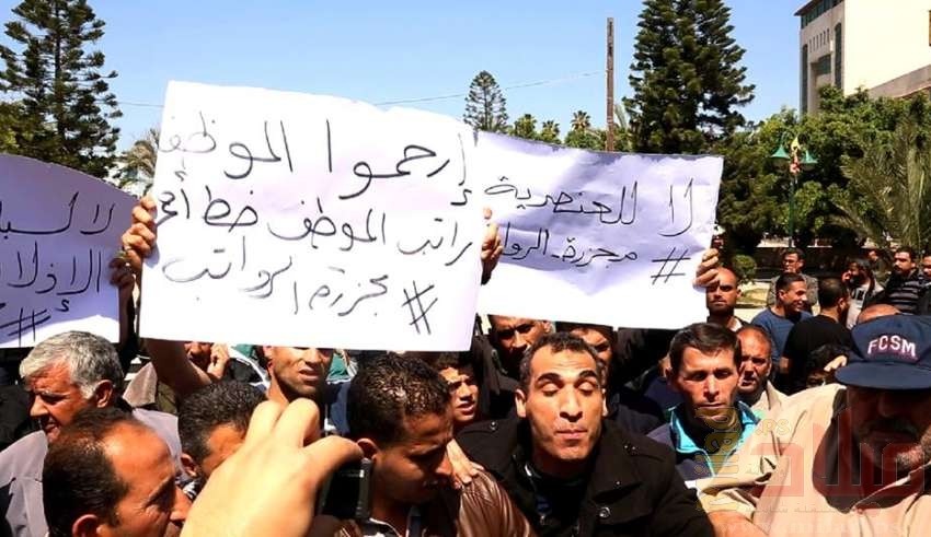 نقابة الموظفين الحكوميين بغزة: مستعدون للعودة لعملنا تجاوباً مع دعوة الزهار