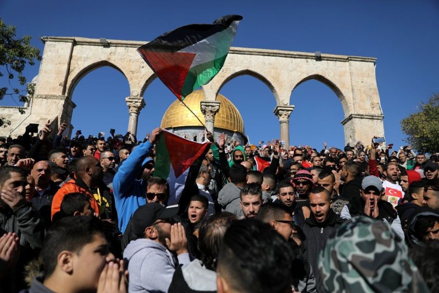 الاحتلال يقمع تظاهرة احتجاجية في "باب العامود" بالقدس