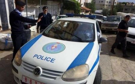 شرطة الخليل تكشف ملابسات جرائم سرقة ونشل لأجهزة محمول