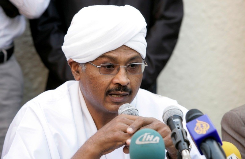 حماس تدين تصريحات وزير الاستثمار السوداني