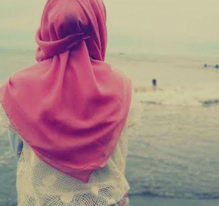 فتاة تقاطع أمها منذ 5 سنوات.. فما حكم الشرع؟